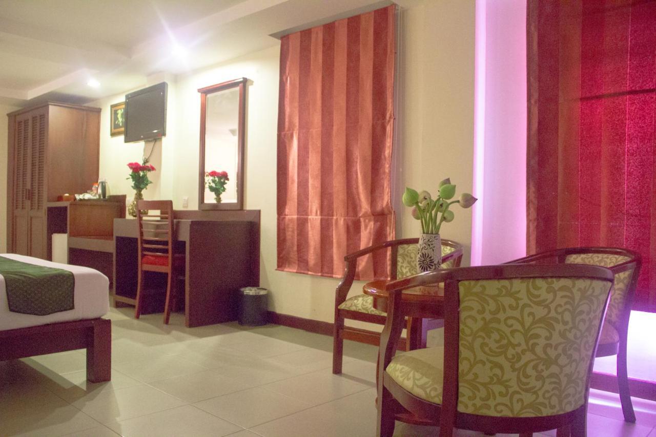 V N E Hotel Пном Пен Екстериор снимка